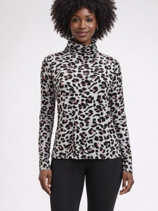 NIC+ZOE Sweaters - [NWT] NIC+ZOE Women's Cheetah Top